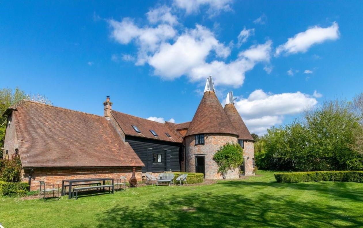 Court Lodge Oast Heathfield Eksteriør billede